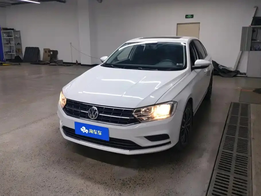 Volkswagen Bora Bora Legend 1.5L Manual Leading China VI 2020