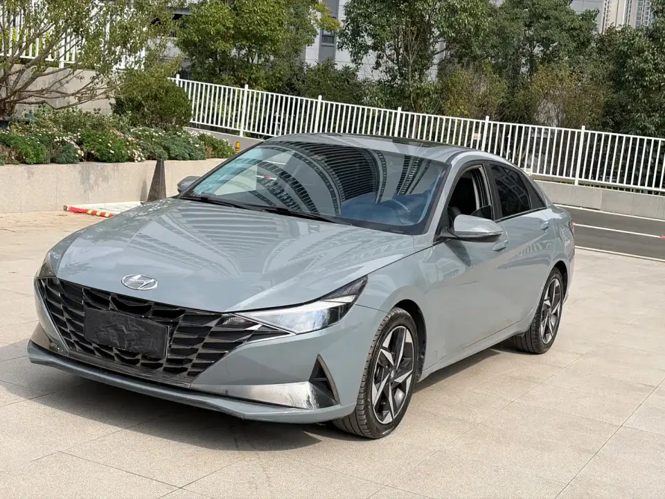 Hyundai Elantra 1.5L CVT GLS Leading Edition 2020