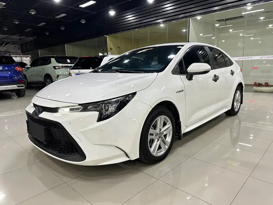 Toyota Levin Dual Engine 1.8H E-CVT Leading Edition 2022