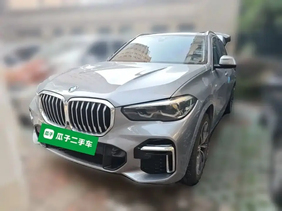 BMW X5 xDrive 30Li M Sport Package 2022