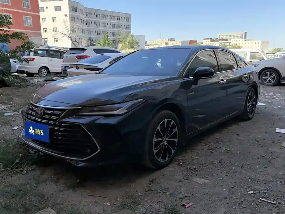 Toyota Avalon Hybrid 2.5L Luxury Edition 2023