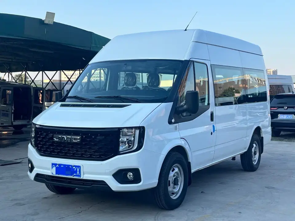 Jiangling JMC Fushun Model 2.0T 6MT Diesel Medium Wheelbase Medium-High Roof Commercial MPV 7 Seats 2025
