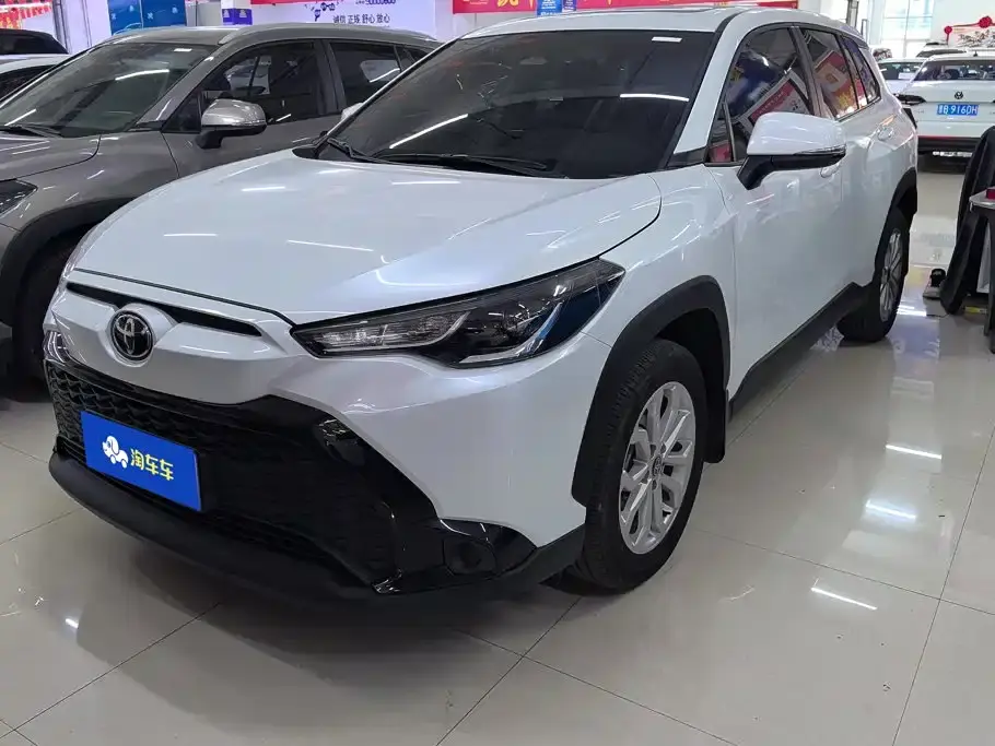 Toyota Frontlander 2.0L CVT Leading Edition 2024