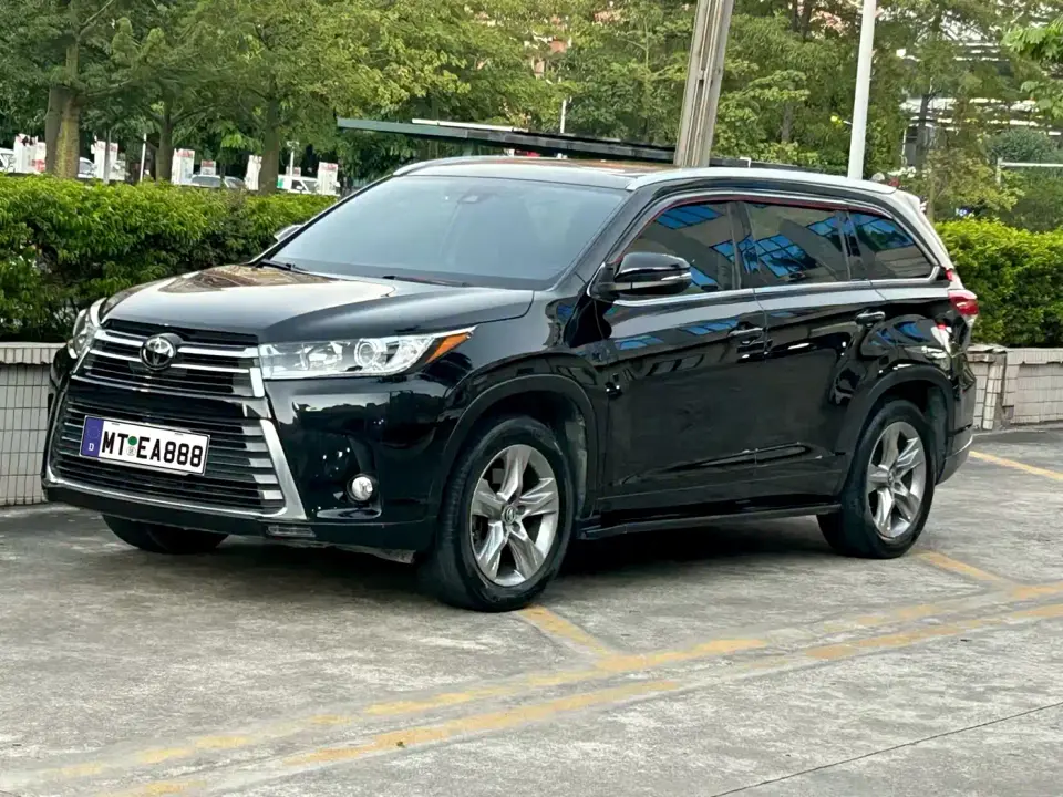Toyota Highlander 2.0T AWD Premium 7-Seater 2021