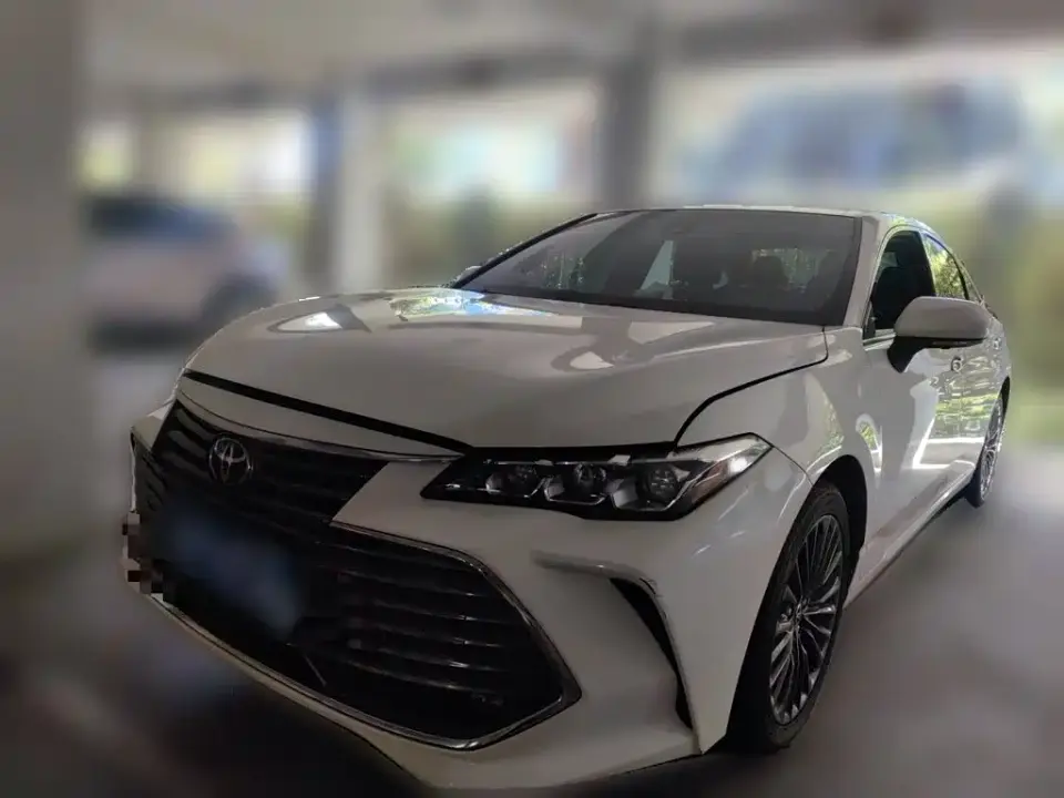 Toyota Avalon 2.0L XLE Premium Edition (China VI) 2020