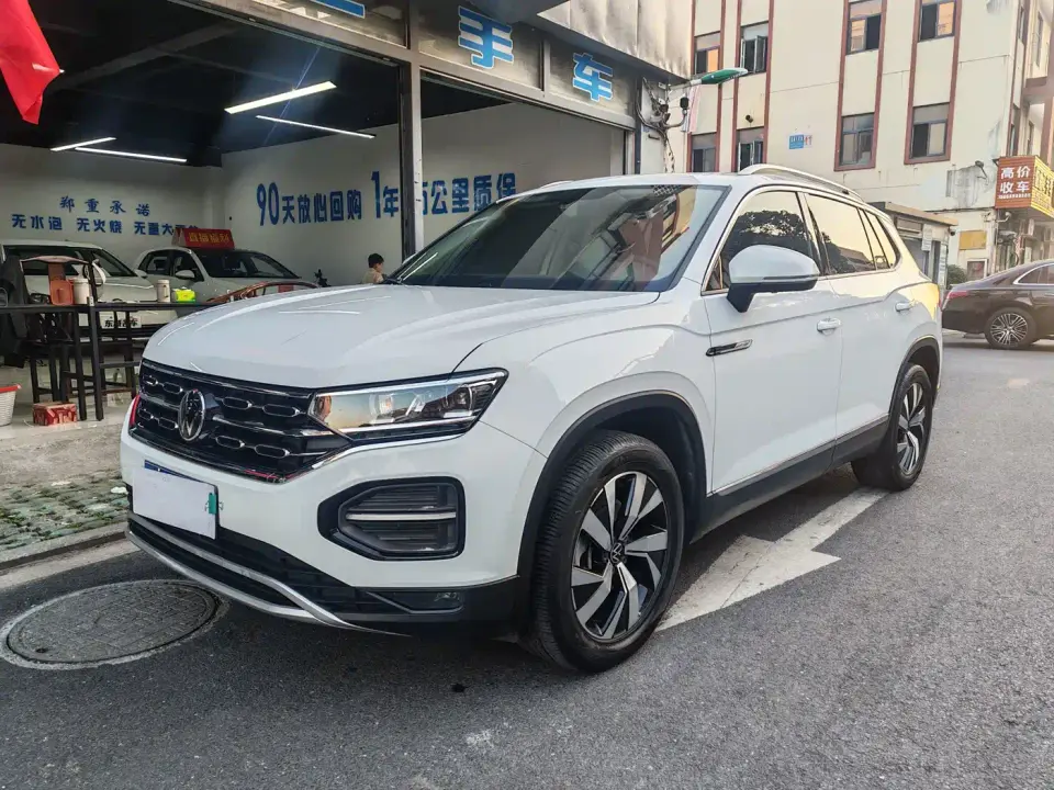 Volkswagen Tayron 330TSI 2WD Luxury Smart Connect Edition 2023