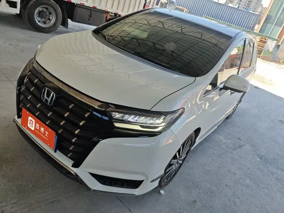 Honda Elysion 2.0L e:HEV Luxury Edition 2023