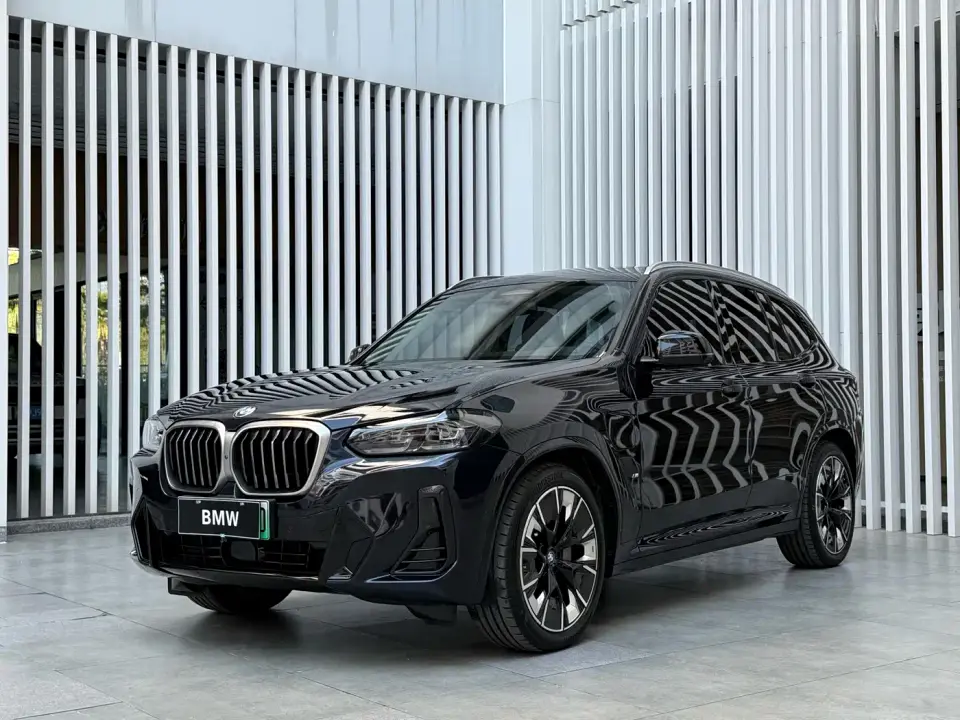 BMW iX3 Innovation Leader 2024