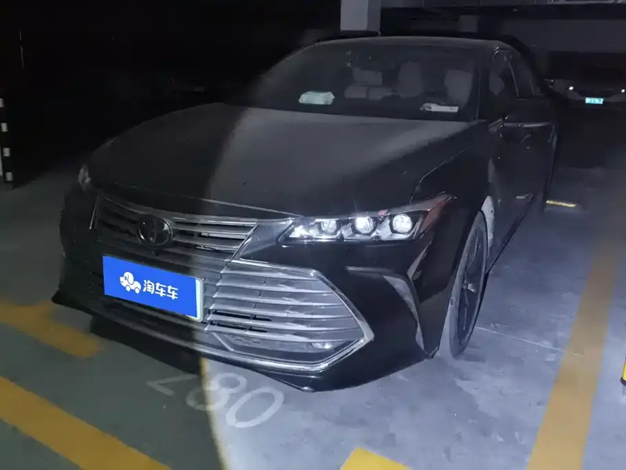 Toyota Avalon 2.0L XLE Premium Edition (China VI) 2020