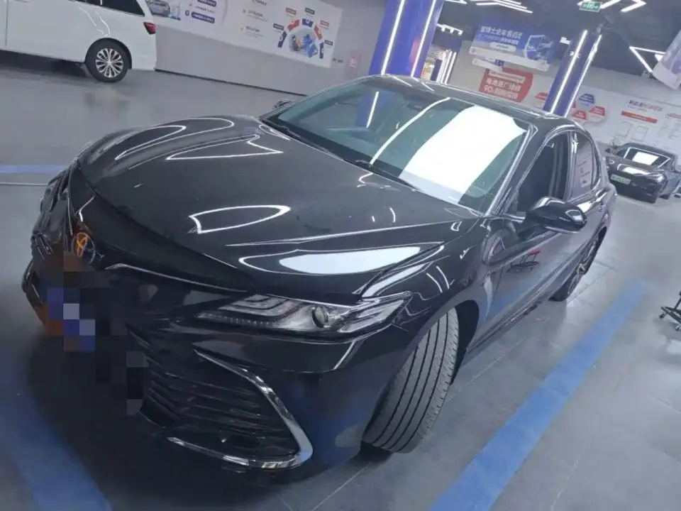 Toyota Camry 2.5G Luxury Edition 2023
