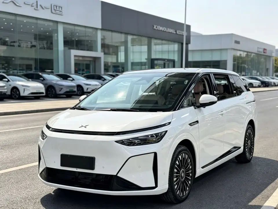 XPeng X9 Extended Range Edition 2025