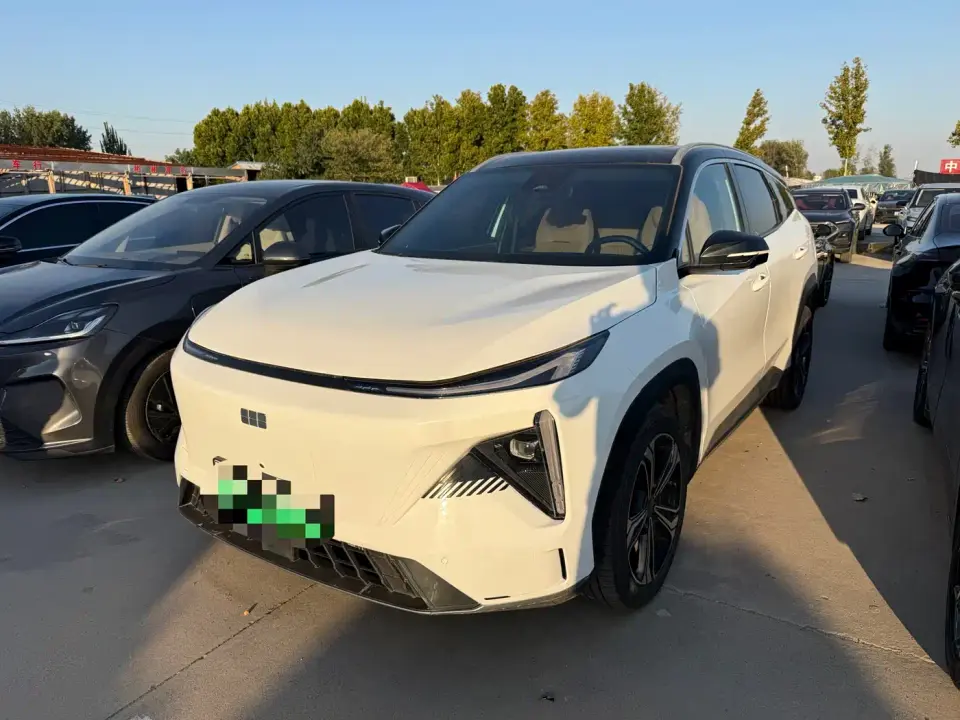 Geely Galaxy Galaxy L7 1.5T 115km PLUS 2024