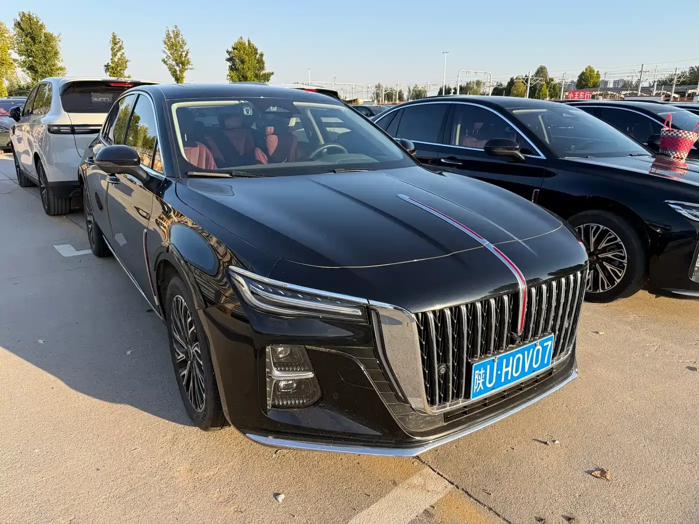 Hongqi H5 2.0T Automatic Flag Celebration 500,000 Units Anniversary Edition 2025 — фото 3