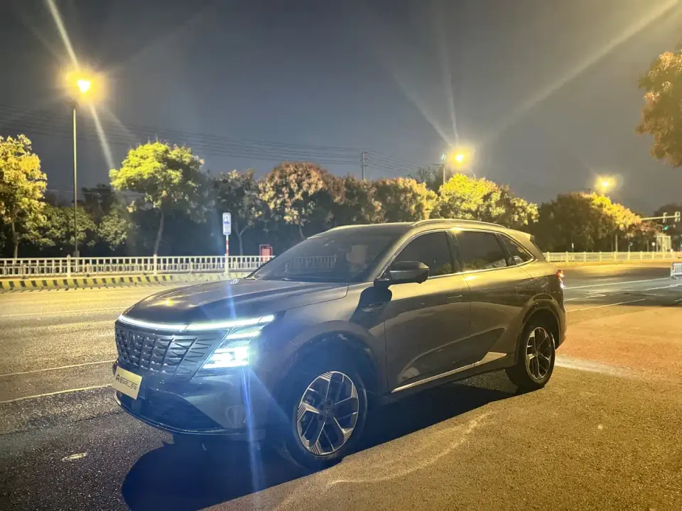 Changan CS75 PLUS 4th Gen 1.5T New Blue Whale Smart Flagship 2024