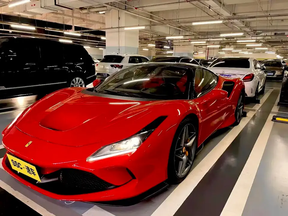 Ferrari F8 Tributo 3.9T V8 2022