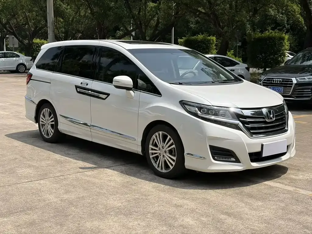 Honda Elysion 2.4L Classic 2019 — фото 3