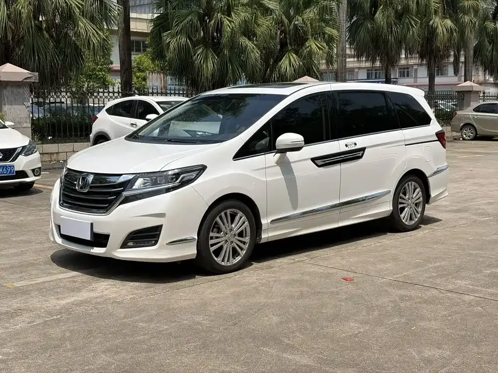 Honda Elysion 2.4L Classic 2019
