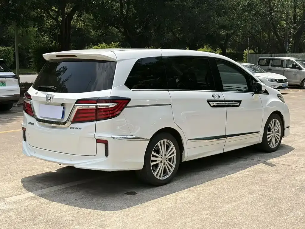 Honda Elysion 2.4L Classic 2019 — фото 7