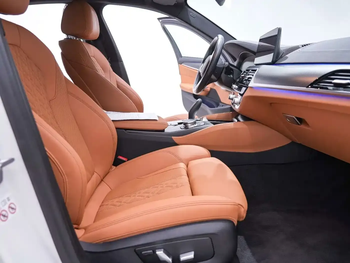 BMW 5 Series (Import) Facelift 525i M Sport Package 2022 — фото 26