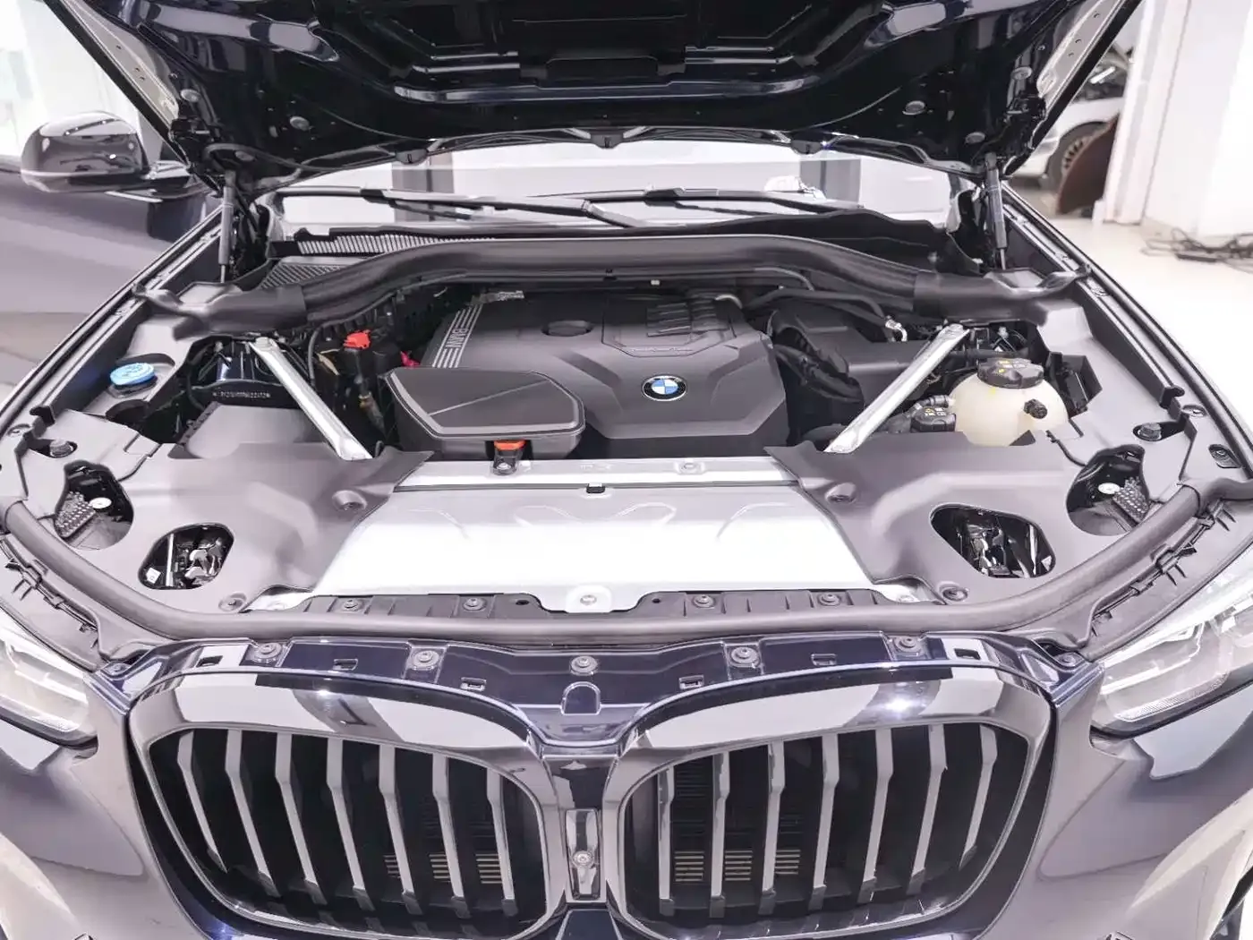 BMW X3 Facelift xDrive30i Leading M Night Package 2024 — фото 24