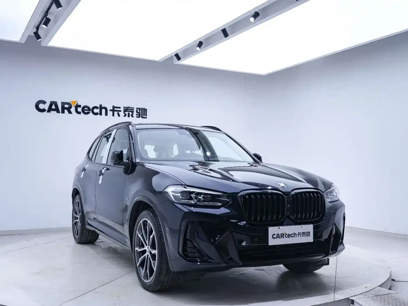 BMW X3 Facelift xDrive30i Leading M Night Package 2024 — фото 7