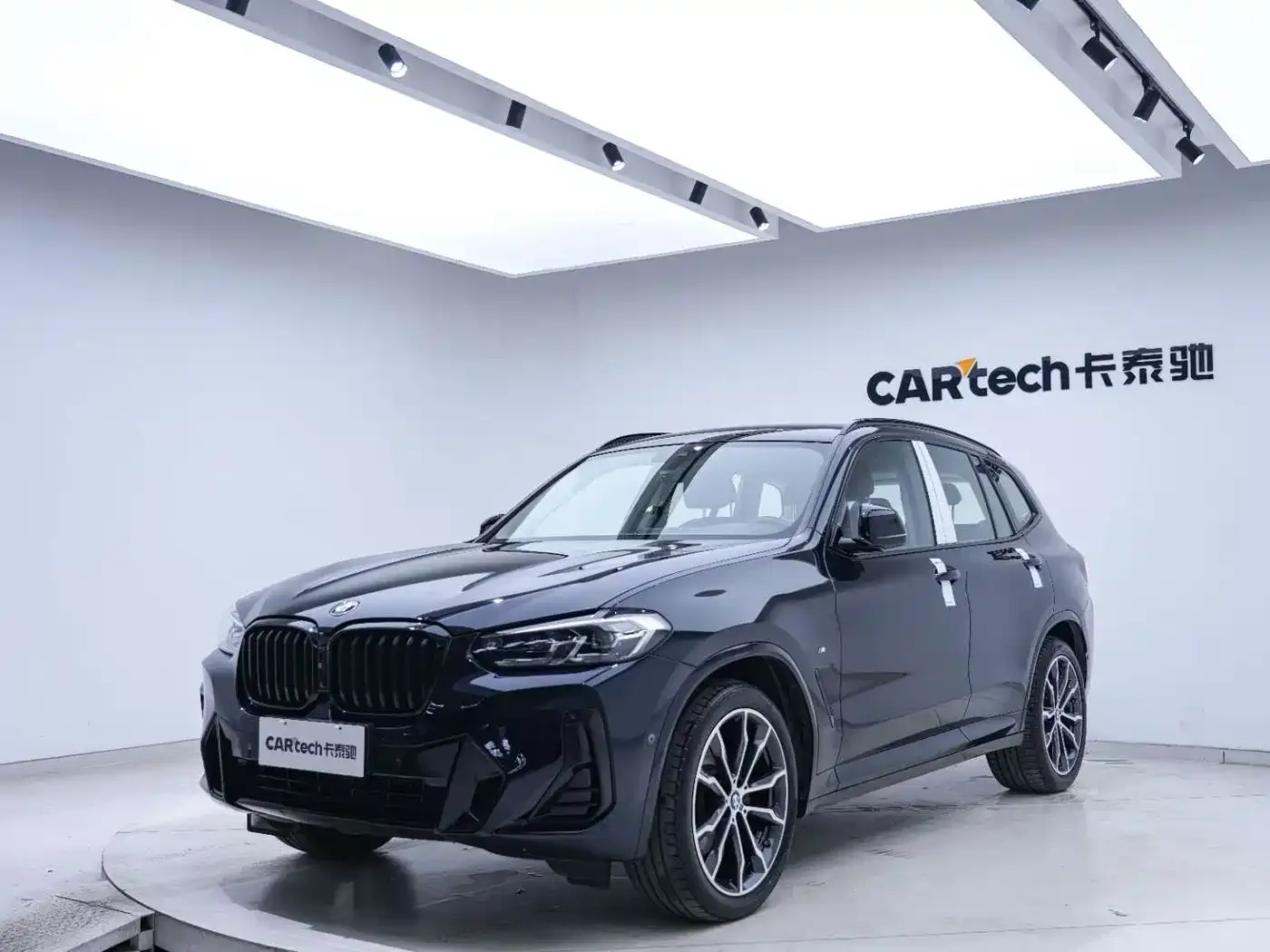 BMW X3 Facelift xDrive30i Leading M Night Package 2024 — фото 8