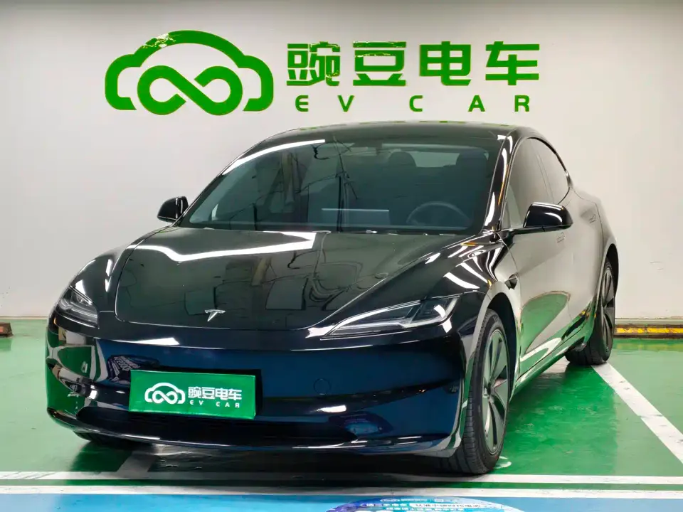 Tesla Model 3 Rear-Wheel Drive 2024
