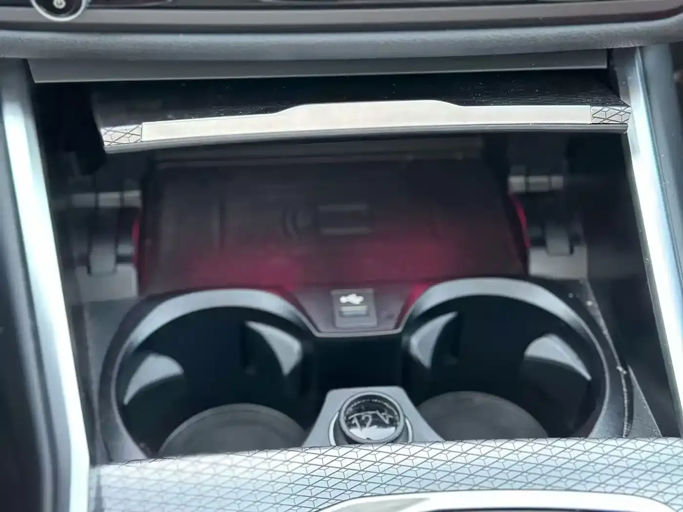 BMW i3 eDrive 40 L Shadowline Package 2023 — фото 9