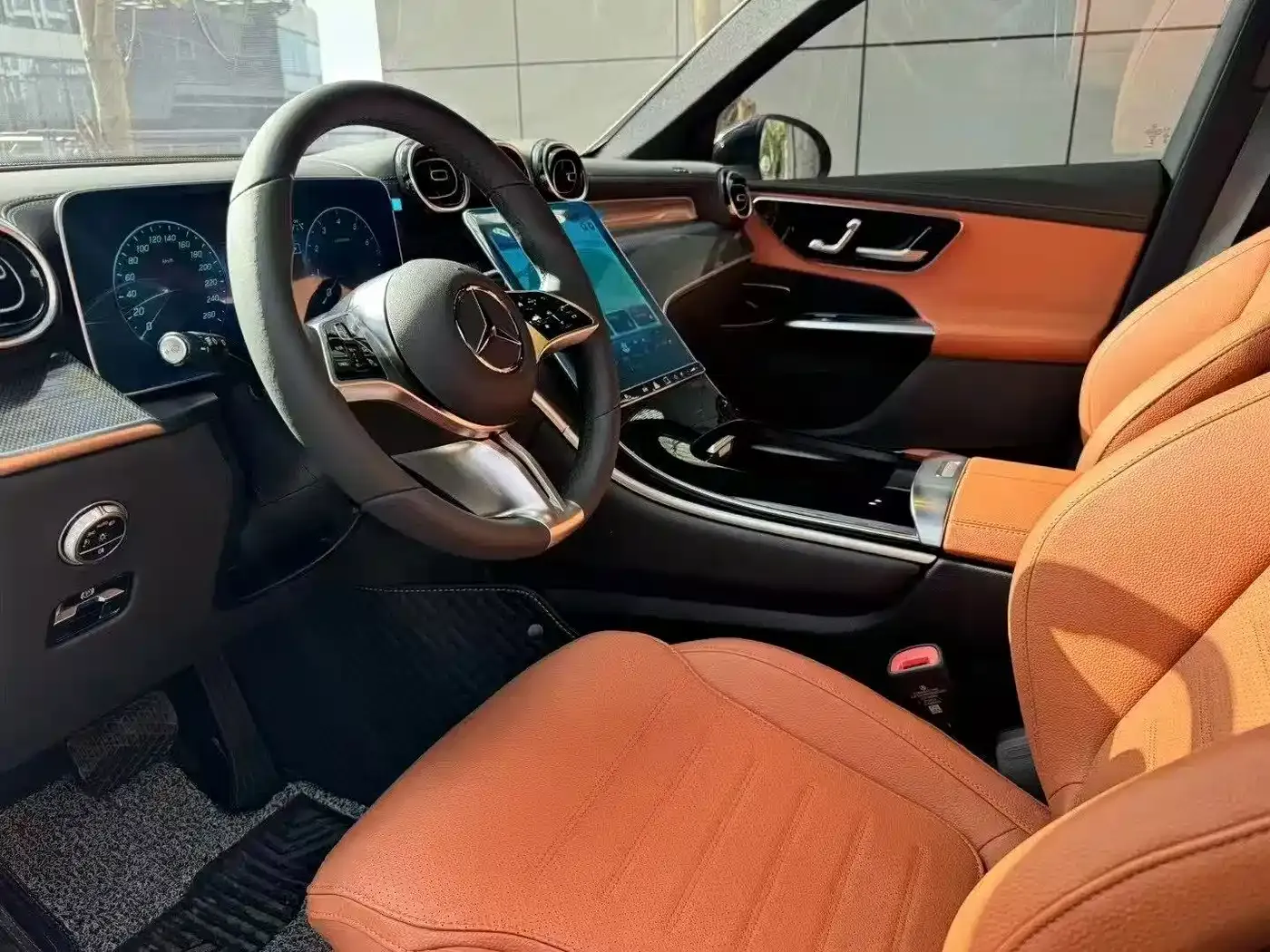 Mercedes-Benz GLC-Class GLC 260 L 4MATIC Dynamic 5-seater 2024 — фото 5