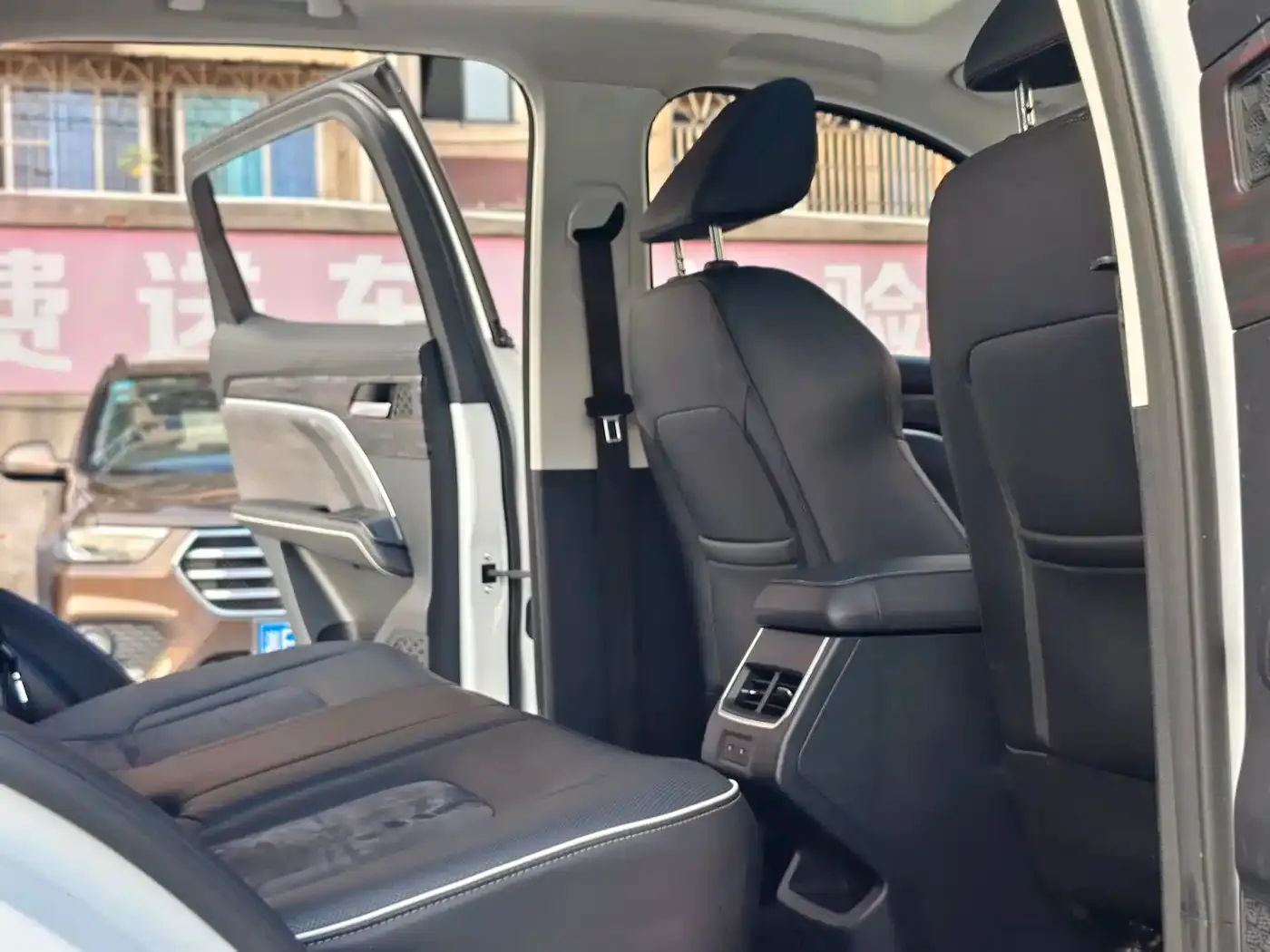 Haval H6 National Trend Edition 1.5T Automatic Champion 2024 — фото 13