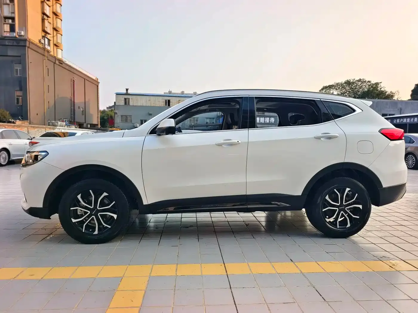 Haval H6 National Trend Edition 1.5T Automatic Champion 2024 — фото 4