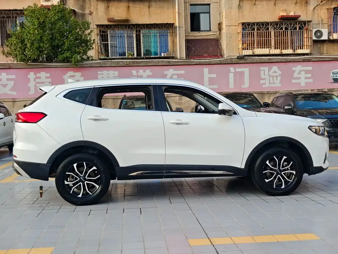 Haval H6 National Trend Edition 1.5T Automatic Champion 2024 — фото 5
