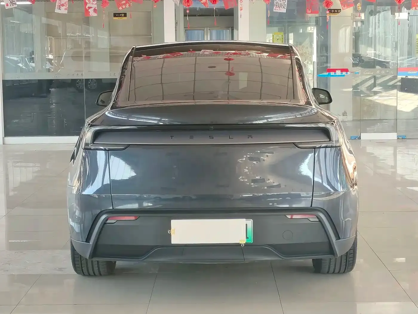 Tesla Model Y Rear-Wheel Drive 2025 — фото 5