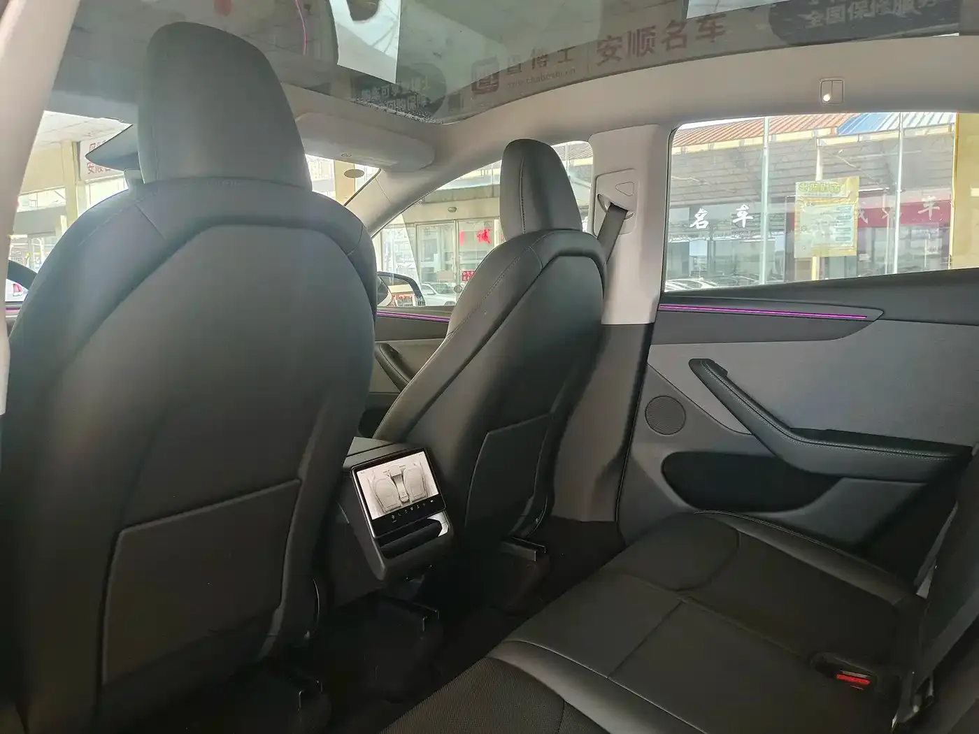 Tesla Model Y Rear-Wheel Drive 2025 — фото 23