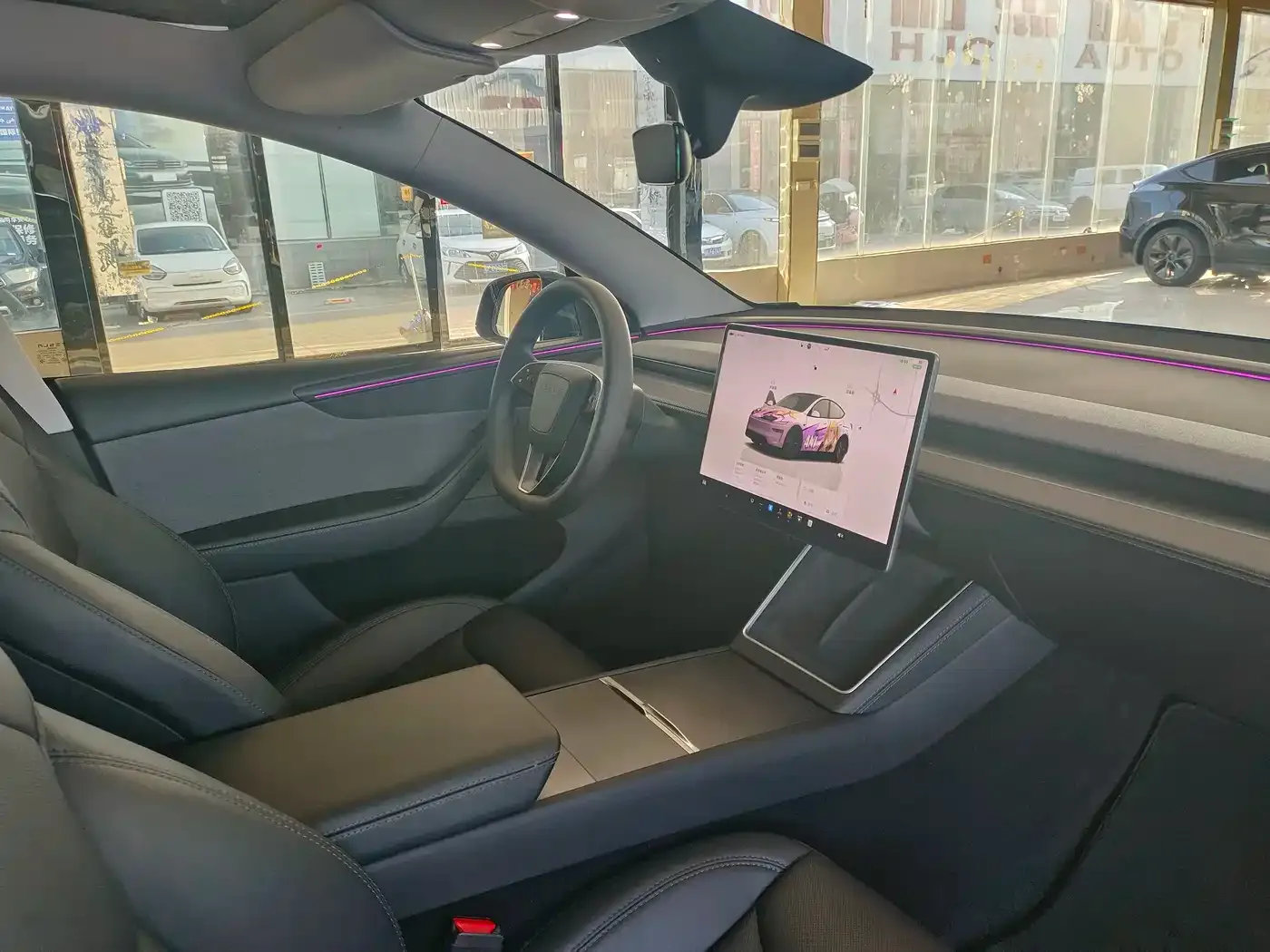 Tesla Model Y Rear-Wheel Drive 2025 — фото 26