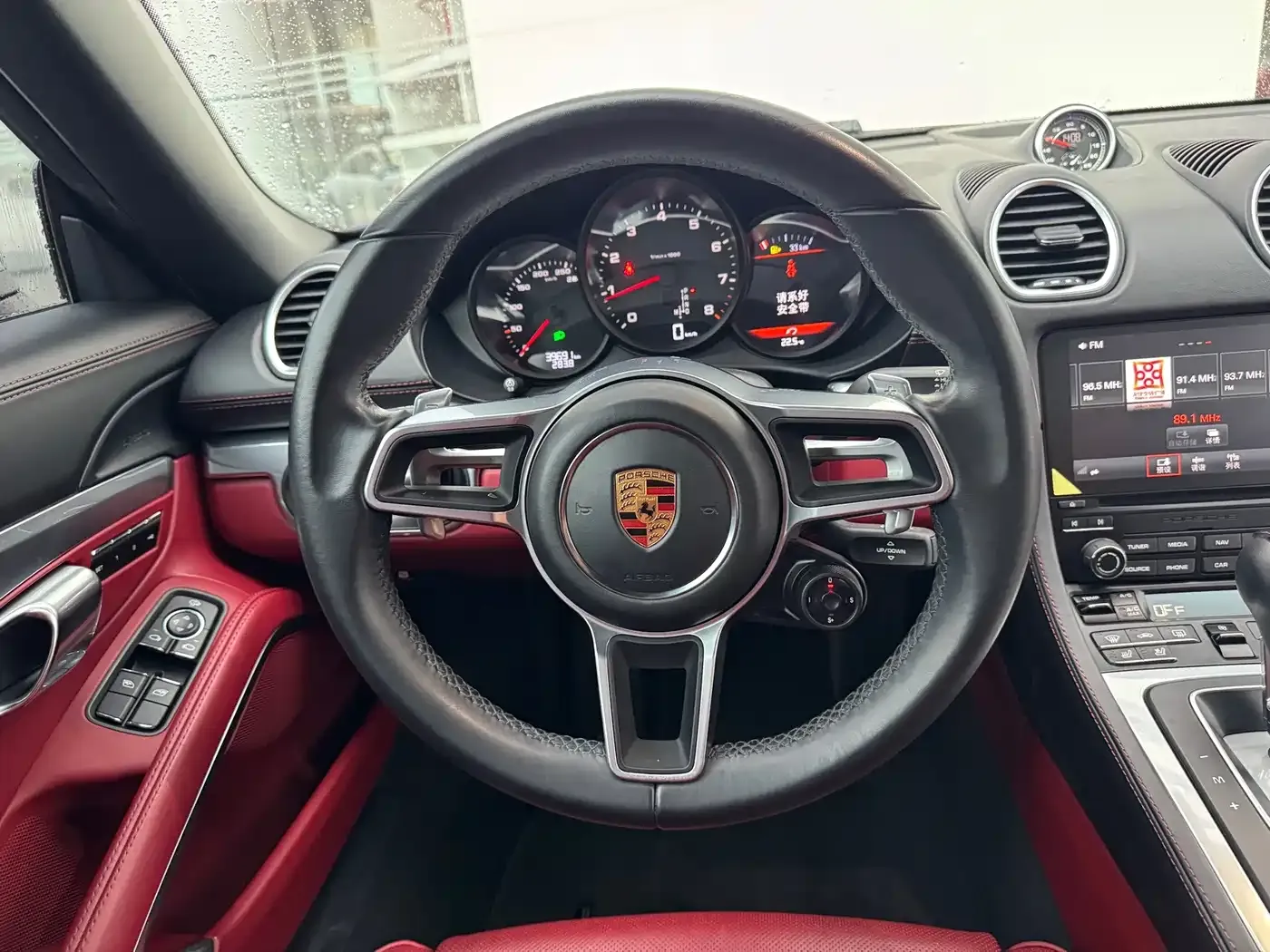 Porsche 718 Boxster T 2.0T 2022 — фото 19