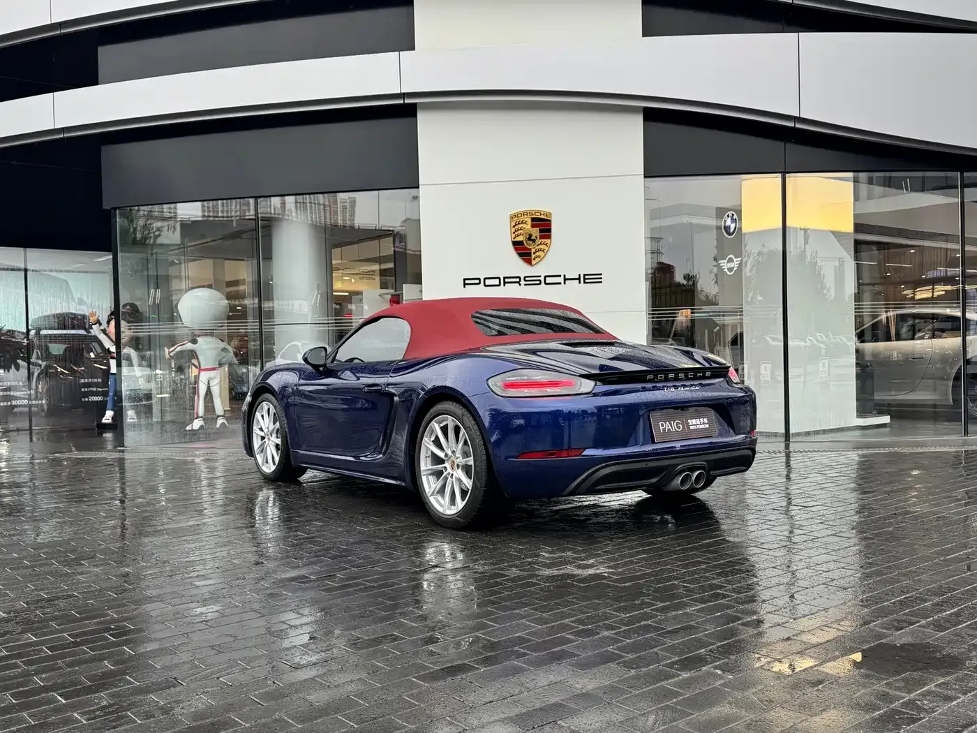 Porsche 718 Boxster T 2.0T 2022 — фото 8