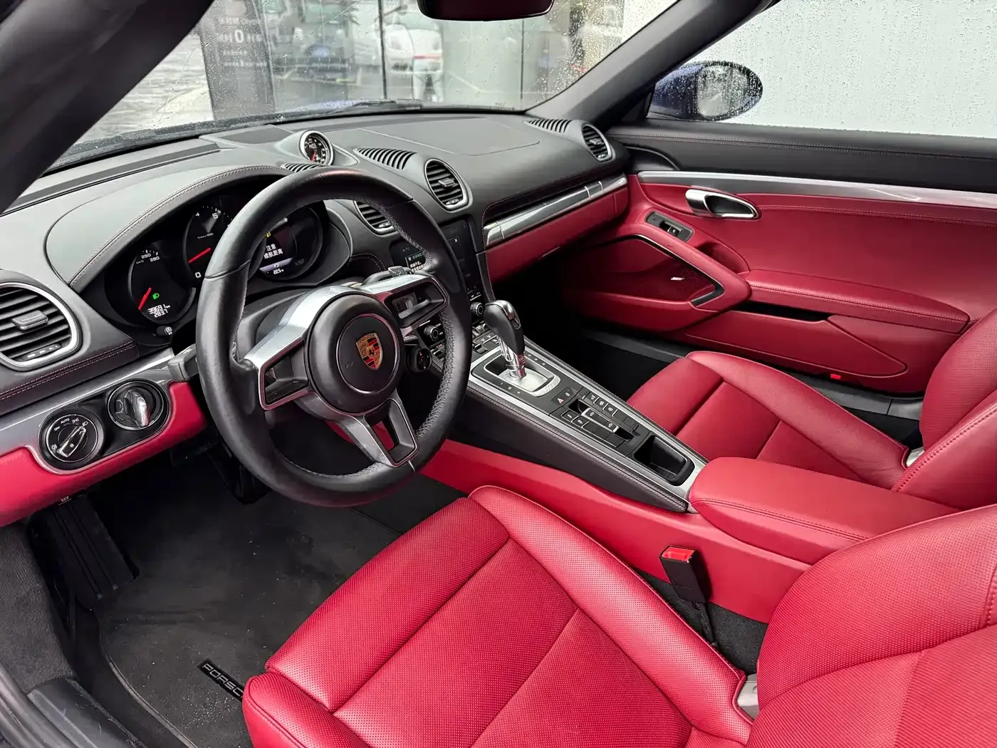 Porsche 718 Boxster T 2.0T 2022 — фото 13