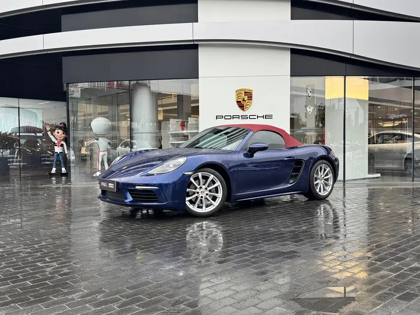 Porsche 718 Boxster T 2.0T 2022 — фото 10