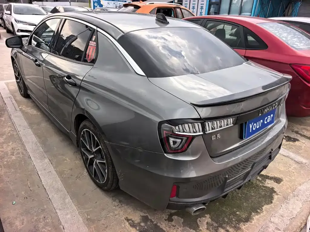 Lynk & Co 03 1.5TD DCT Jin Champion Edition 2020 — фото 4