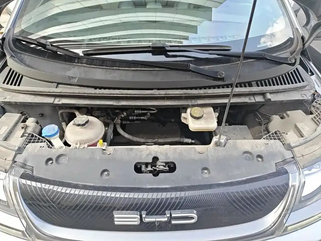 BYD Dolphin Model 405km Fashion Edition 2023 — фото 21