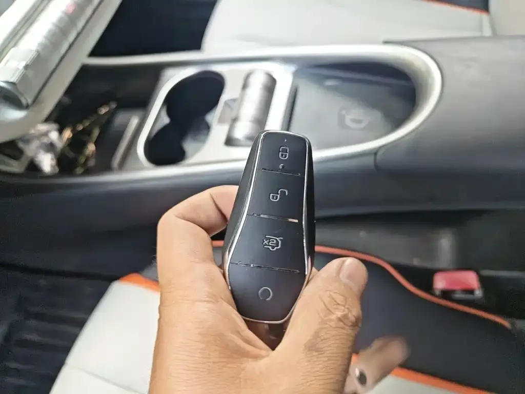 BYD Dolphin Model 405km Fashion Edition 2023 — фото 9