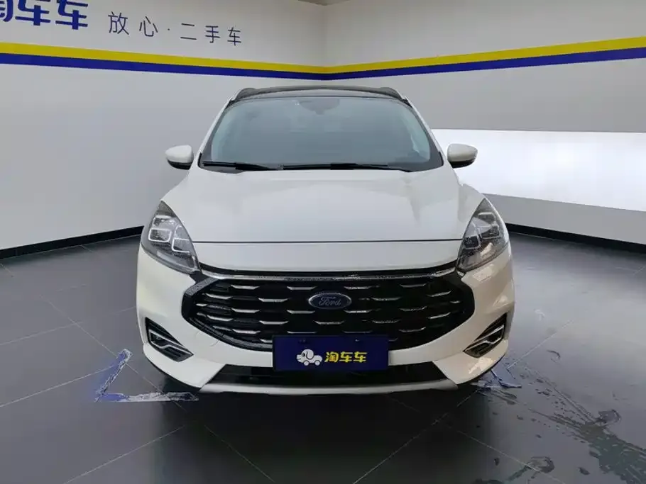 Ford Escape EcoBoost 245 2WD Premium Edition 2021 — фото 2
