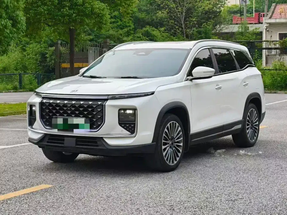 Jetour Shanhai L9 1.5TD 2DHT Pro 7-Seater 2024