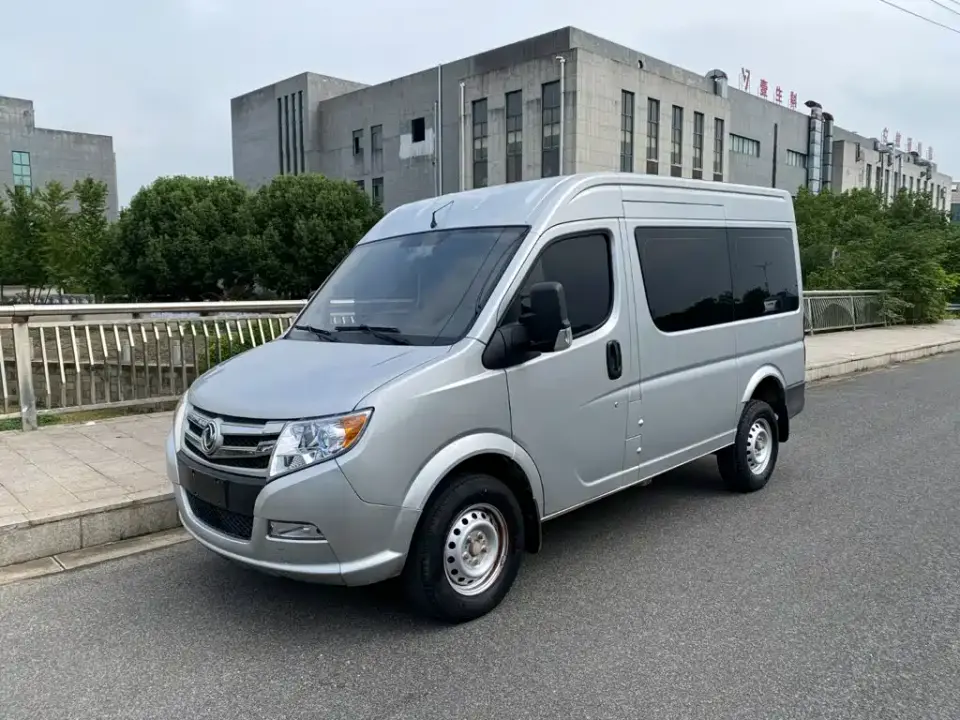 Dongfeng Yufeng Yufeng 2.4T FWD Logistics Vehicle Short Wheelbase Medium Roof 5-9 seater China VI YCY24140-60A 2023