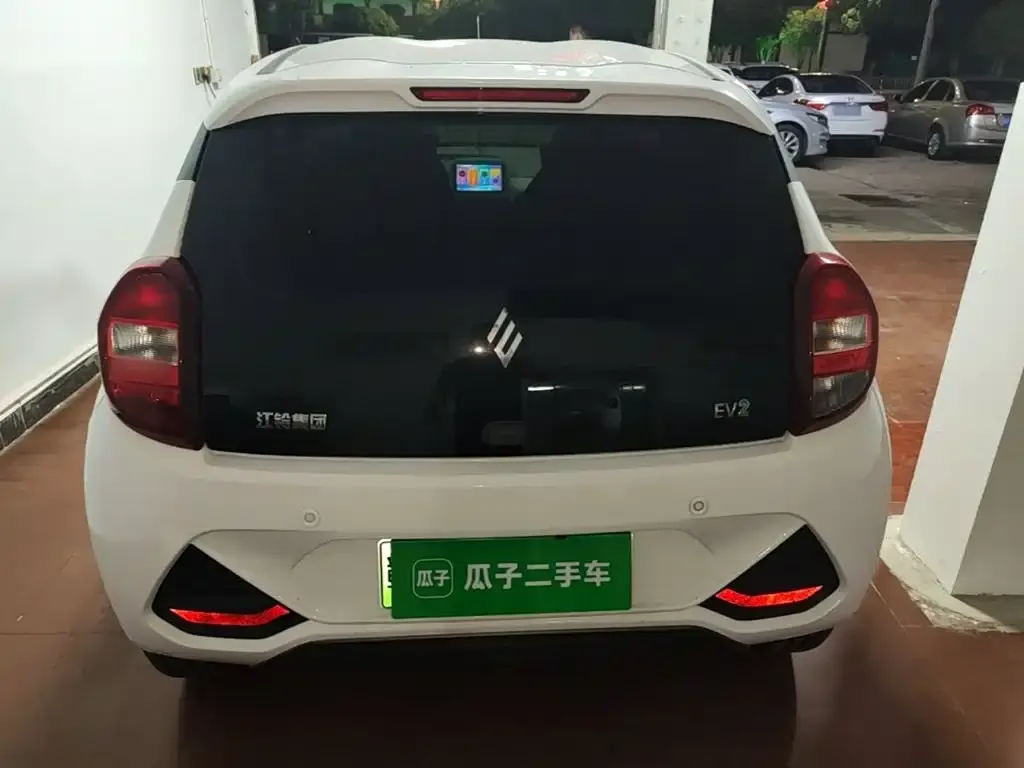 JMCG New Energy Little Kirin 201km Comfort Model 2025 — фото 6