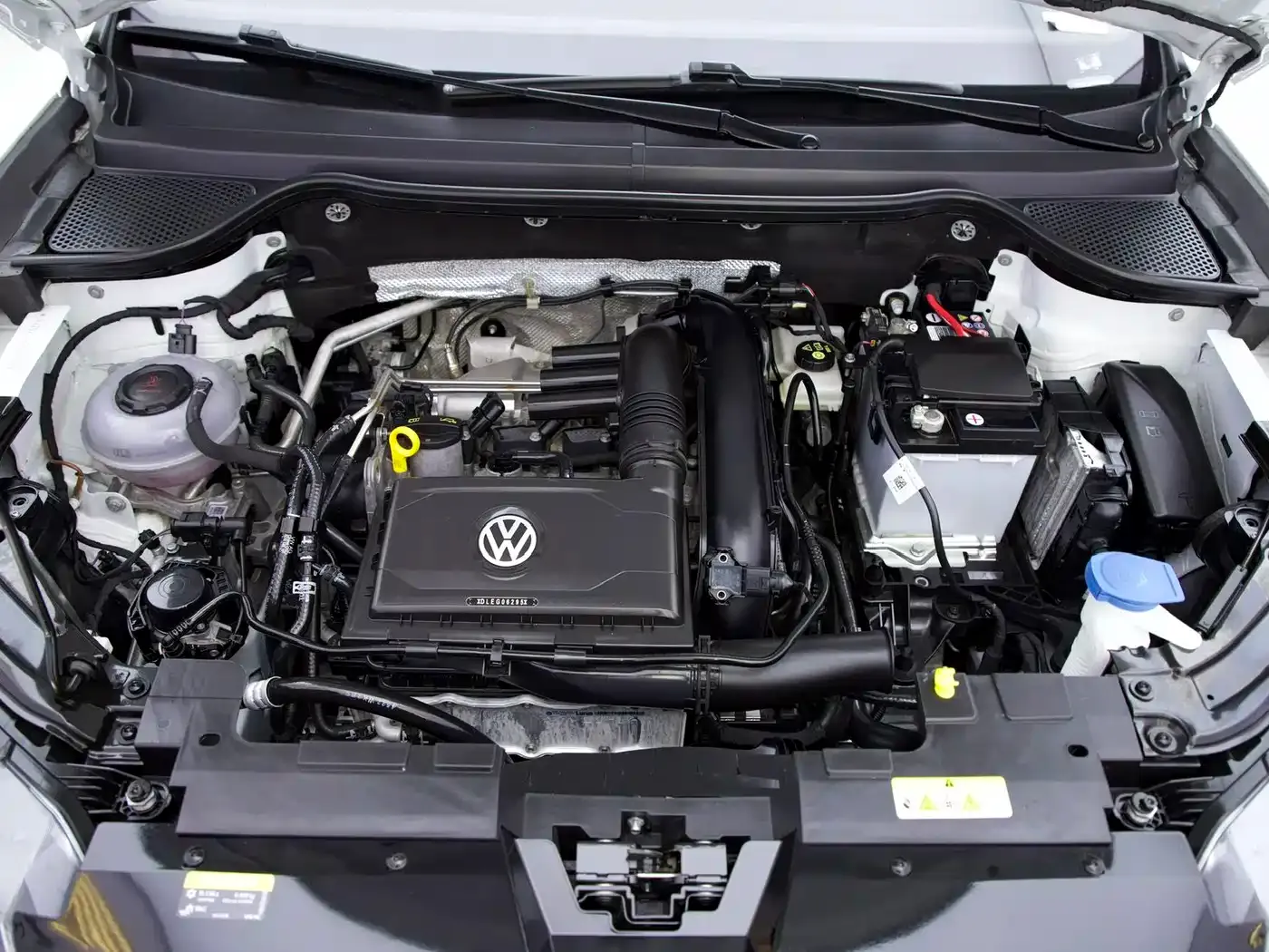 Jetta VS5 280TSI Auto Highlight Comfort Type 2023 — фото 20