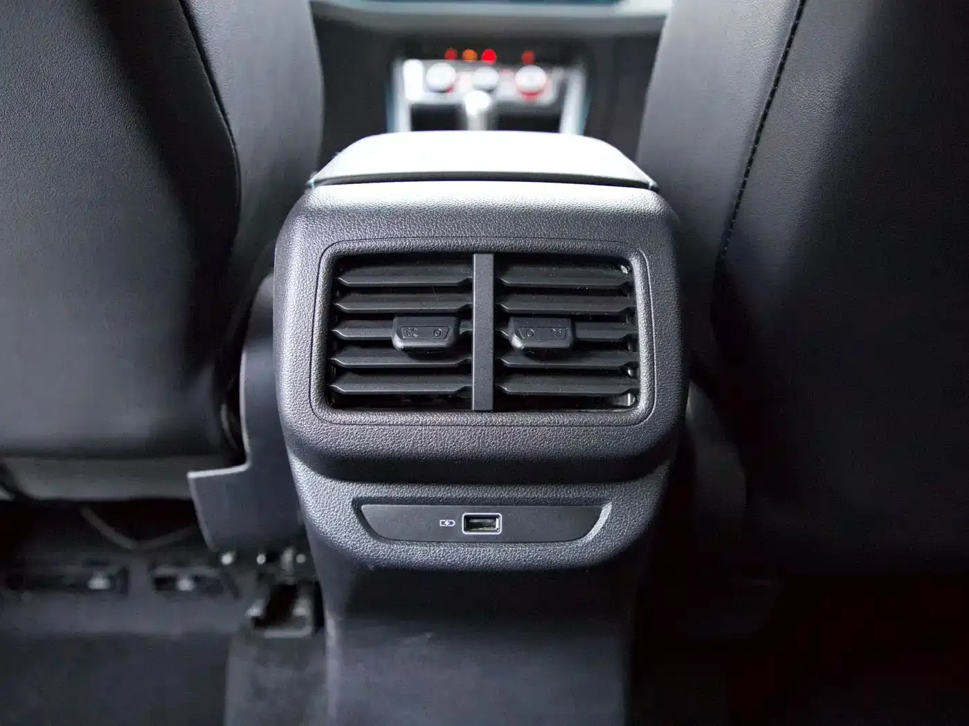 Jetta VS5 280TSI Auto Highlight Comfort Type 2023 — фото 14