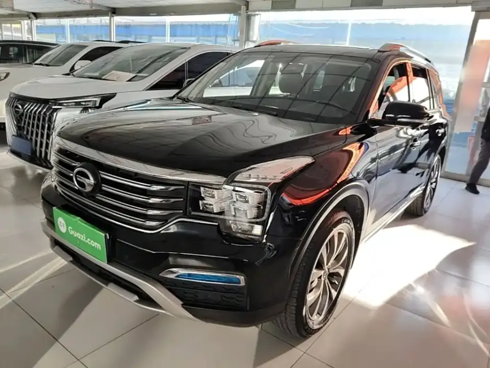 GAC Trumpchi GS8 320T 2WD Luxury Smart Connect (7-seater) 2019