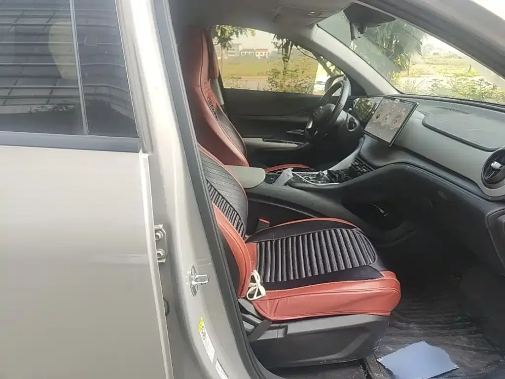 BYD Seal 05 DM-i DM-i 75KM Luxury Type 2024 — фото 25